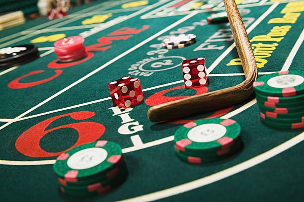 88slot mobile app home screen showing football fixtures and live casino options